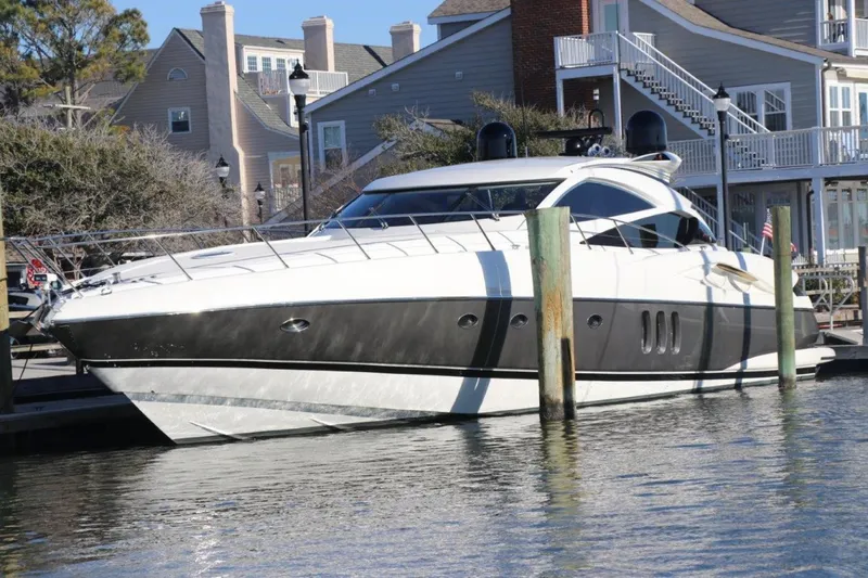 The Image of Sunseeker Predator 2004 - 0