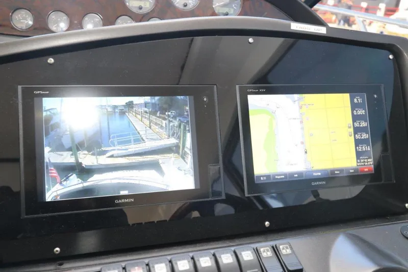 Slide: The Image of Sunseeker Predator 2004 - 17