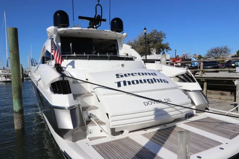 Slide: The Image of Sunseeker Predator 2004 - 3