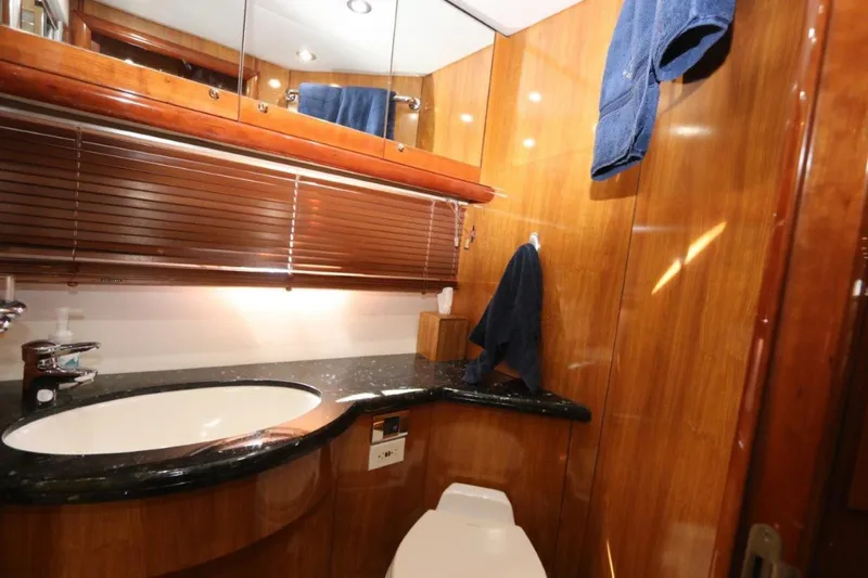 Slide: The Image of Sunseeker Predator 2004 - 35