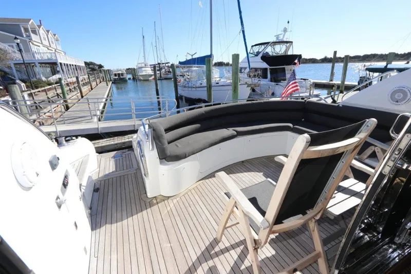 Slide: The Image of Sunseeker Predator 2004 - 4