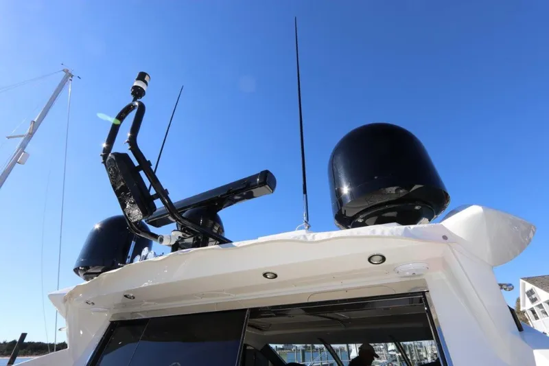 Slide: The Image of Sunseeker Predator 2004 - 7