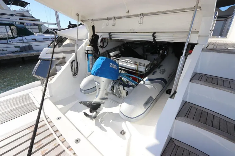 Slide: The Image of Sunseeker Predator 2004 - 8