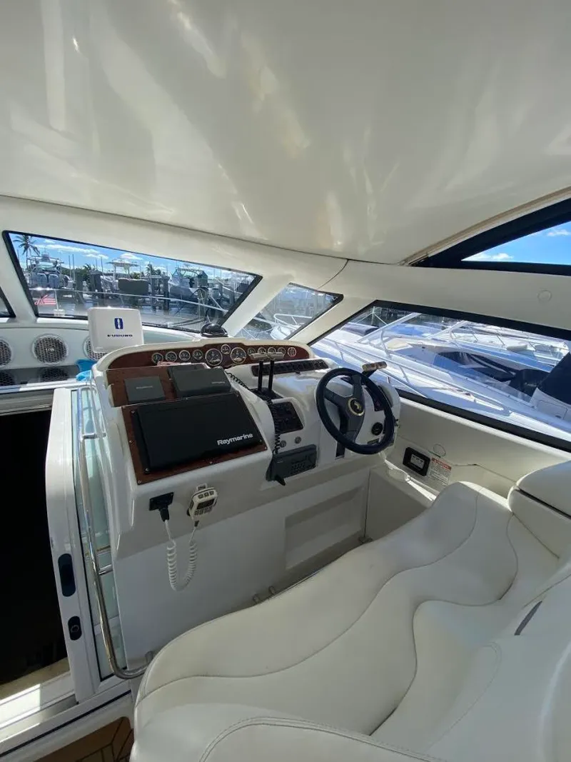 Slide: The Image of Carver Yachts Trojan 440 Express 2000 - 15