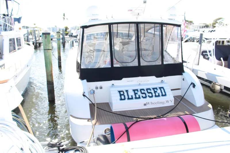 Slide: The Image of Carver Yachts Trojan 440 Express 2000 - 3