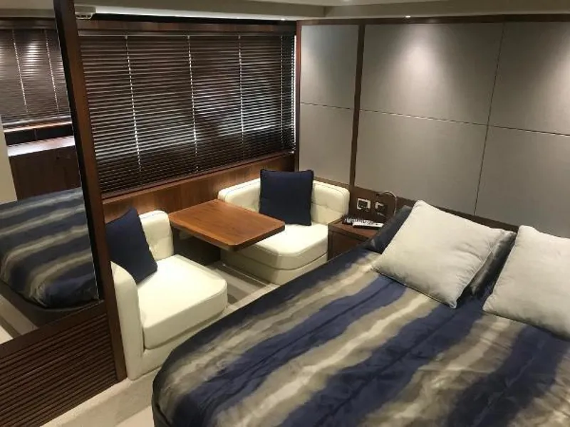 Slide: The Image of Sunseeker Predator 2015 - 8