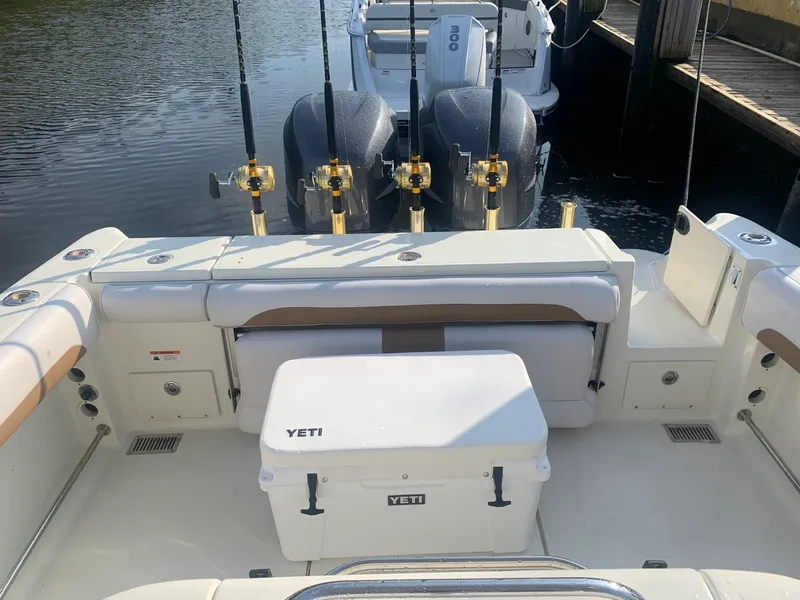 Slide: The Image of Hydra-Sports 2900 CC 2008 - 18
