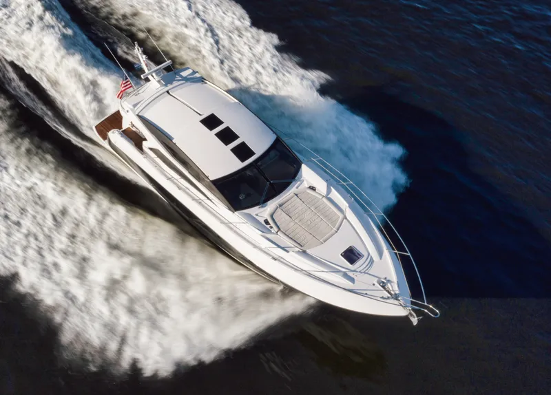 Slide: The Image of Sunseeker Predator 2017 - 10