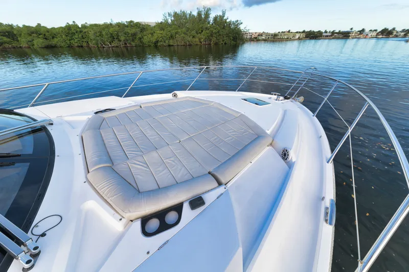 Slide: The Image of Sunseeker Predator 2017 - 13