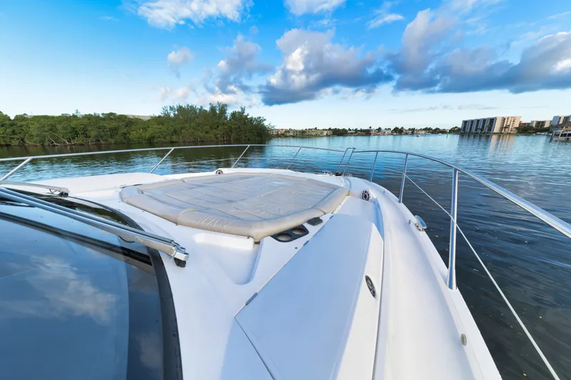 Slide: The Image of Sunseeker Predator 2017 - 14