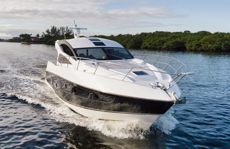 Slide: The Image of Sunseeker Predator 2017 - 2