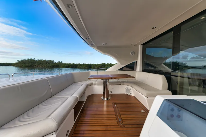 Slide: The Image of Sunseeker Predator 2017 - 24