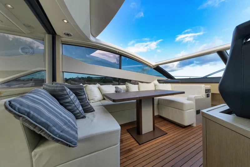 Slide: The Image of Sunseeker Predator 2017 - 29