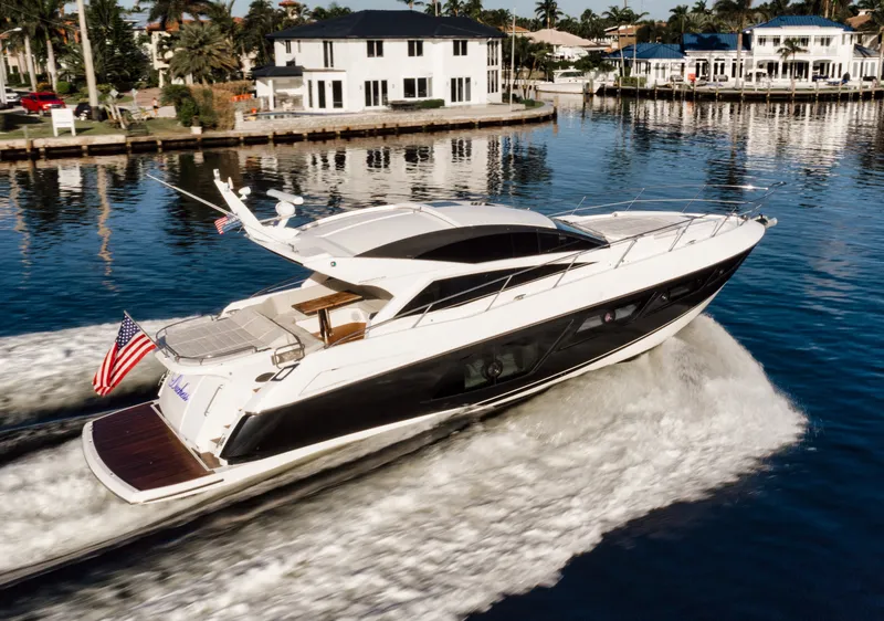 Slide: The Image of Sunseeker Predator 2017 - 3