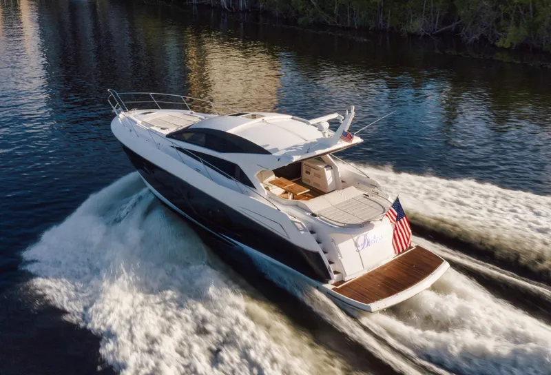 Slide: The Image of Sunseeker Predator 2017 - 4