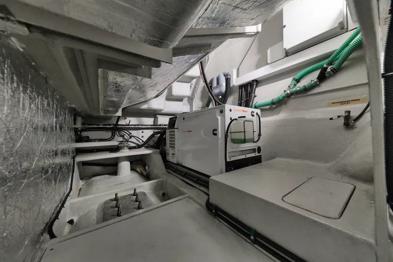 Slide: The Image of Sunseeker Predator 2017 - 56