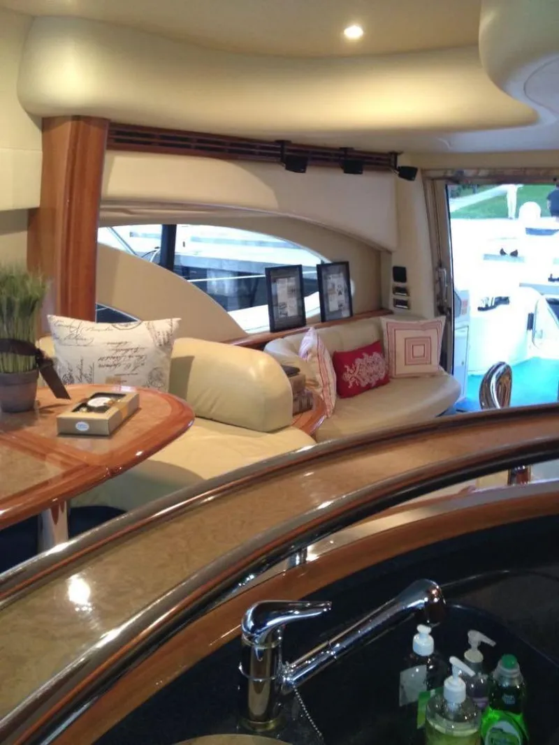 Slide: The Image of Azimut 62 Evolution 2005 - 9