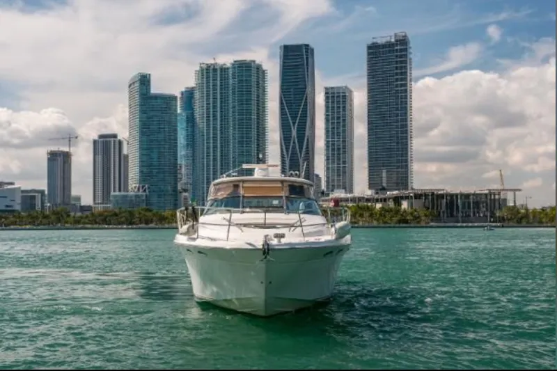 Slide: The Image of Sea Ray 540 Sundancer 2000 - 2