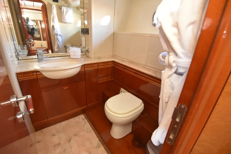 Slide: The Image of Ferretti 80 1997 - 14