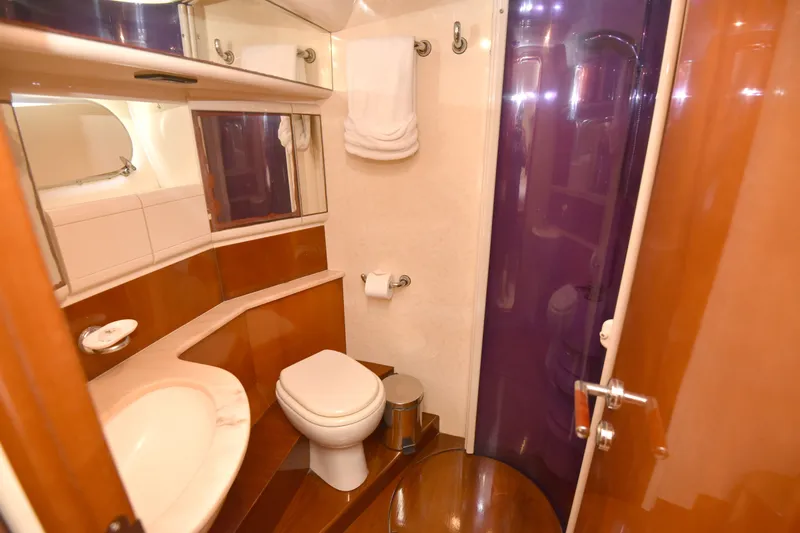 Slide: The Image of Ferretti 80 1997 - 18