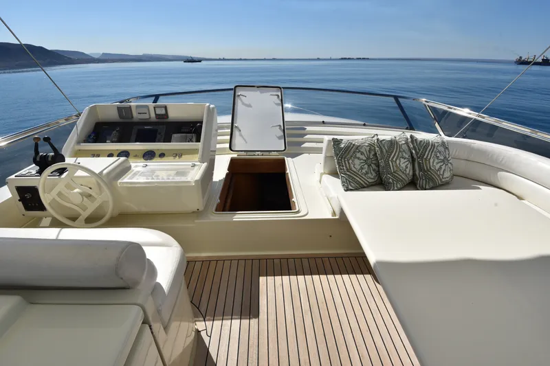 Slide: The Image of Ferretti 80 1997 - 24