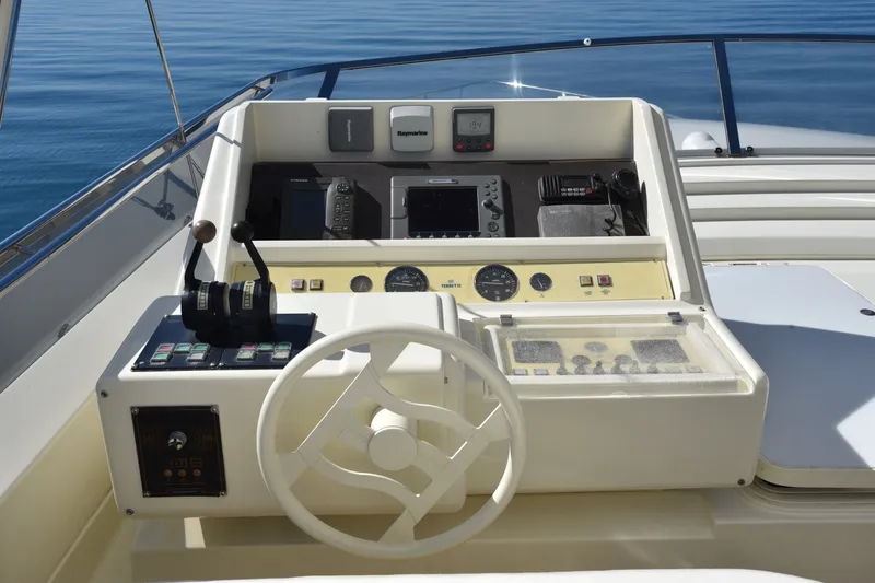 Slide: The Image of Ferretti 80 1997 - 27