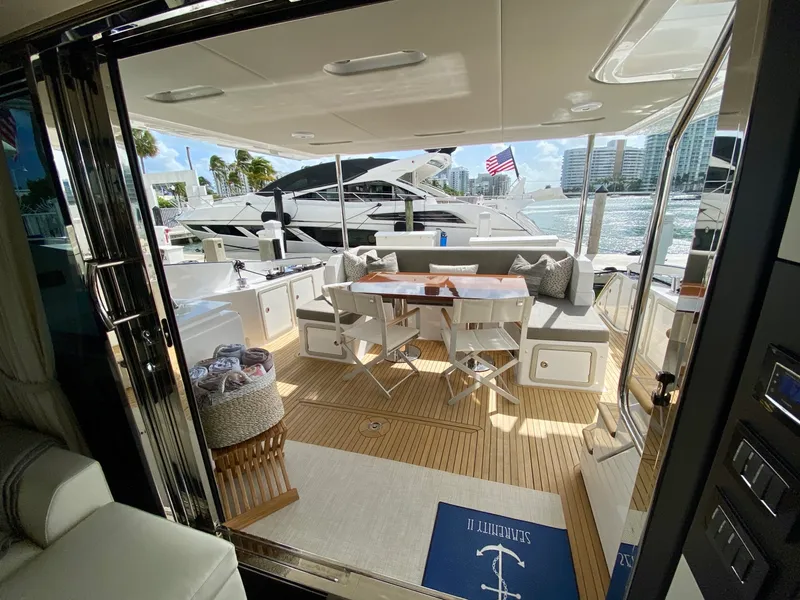 Slide: The Image of Azimut Flybridge 2018 - 86