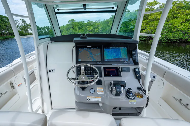 Slide: The Image of Boston Whaler 370 Outrage 2017 - 28