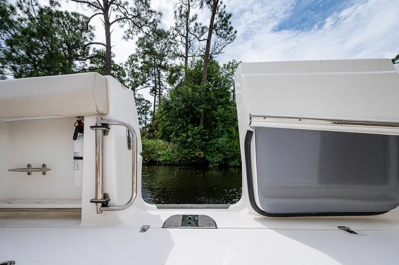 Slide: The Image of Boston Whaler 370 Outrage 2017 - 47