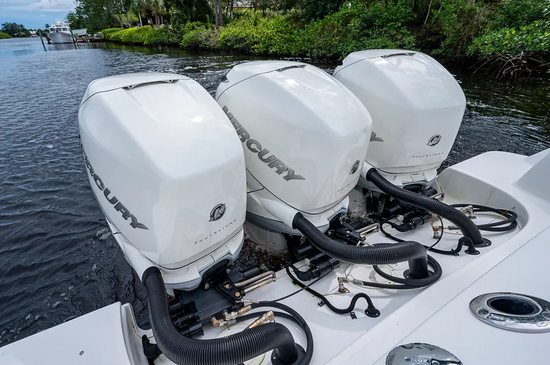 Slide: The Image of Boston Whaler 370 Outrage 2017 - 49