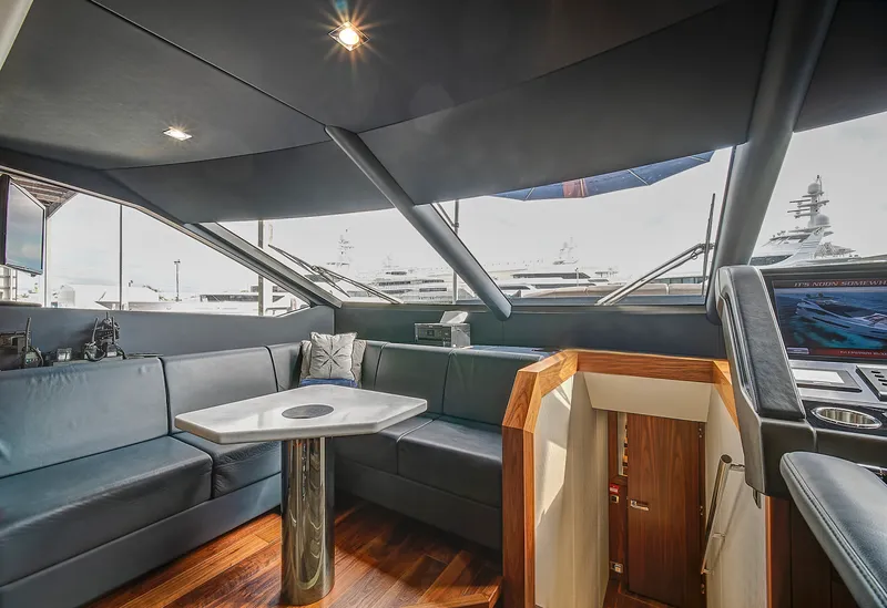 Slide: The Image of Sunseeker 86 Yacht 2019 - 41