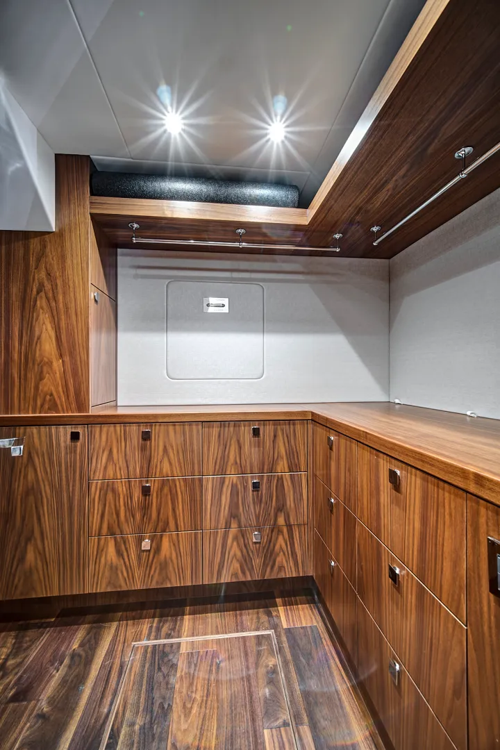 Slide: The Image of Sunseeker 86 Yacht 2019 - 51
