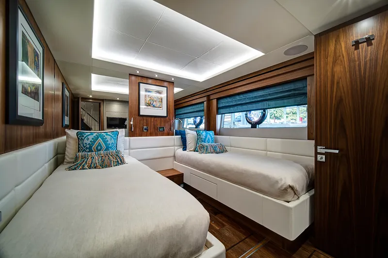 Slide: The Image of Sunseeker 86 Yacht 2019 - 61