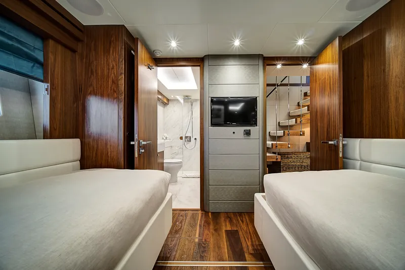 Slide: The Image of Sunseeker 86 Yacht 2019 - 62