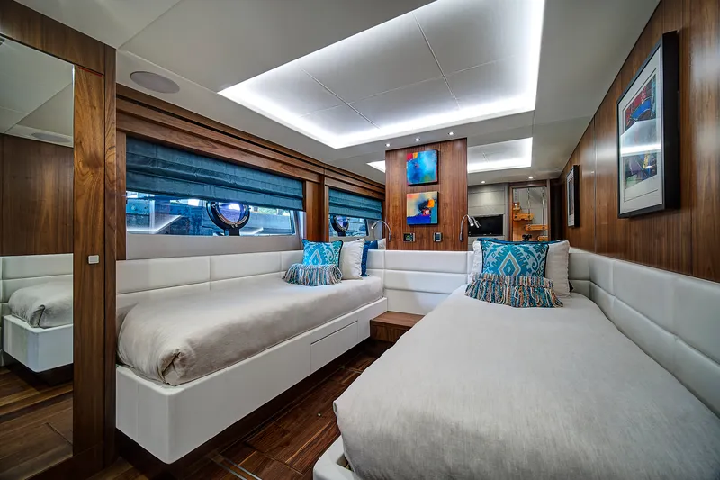 Slide: The Image of Sunseeker 86 Yacht 2019 - 64