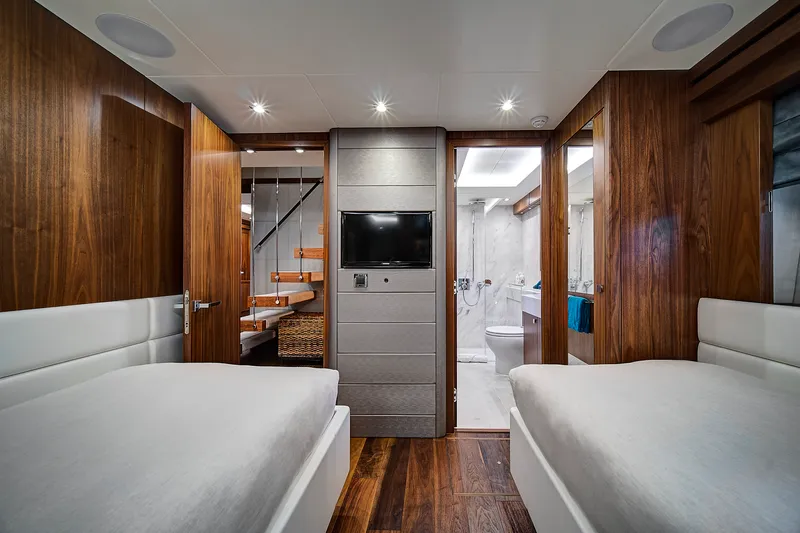 Slide: The Image of Sunseeker 86 Yacht 2019 - 65