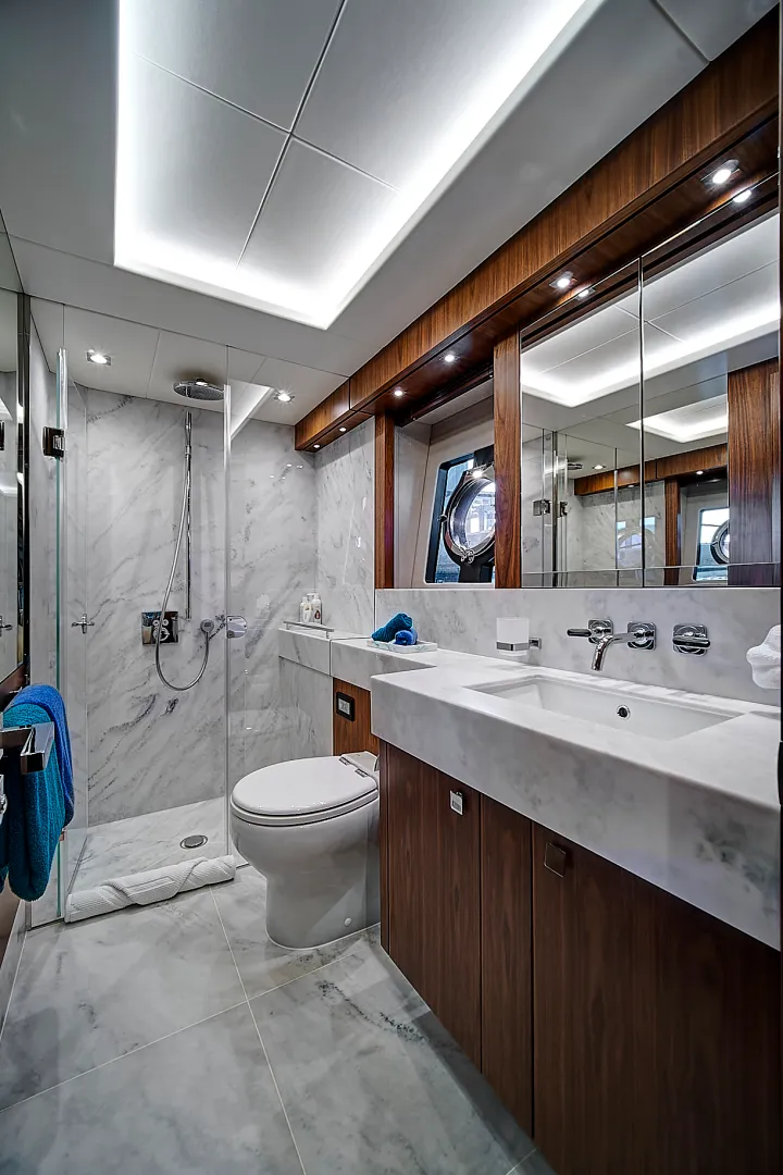 Slide: The Image of Sunseeker 86 Yacht 2019 - 66
