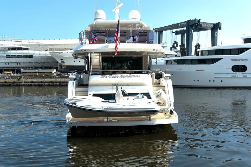 Slide: The Image of Sunseeker 86 Yacht 2019 - 7
