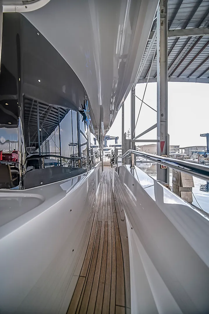 Slide: The Image of Sunseeker 86 Yacht 2019 - 8