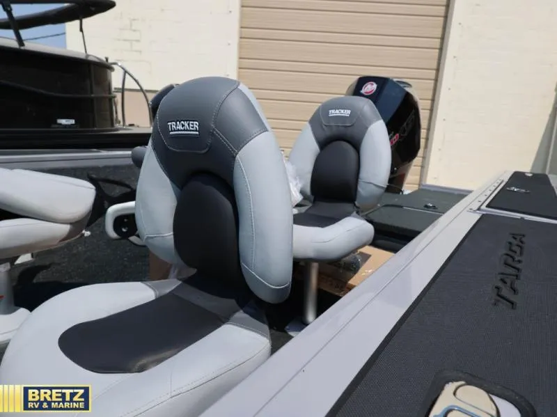 Slide: The Image of Tracker V-18 Combo 2027 - 14