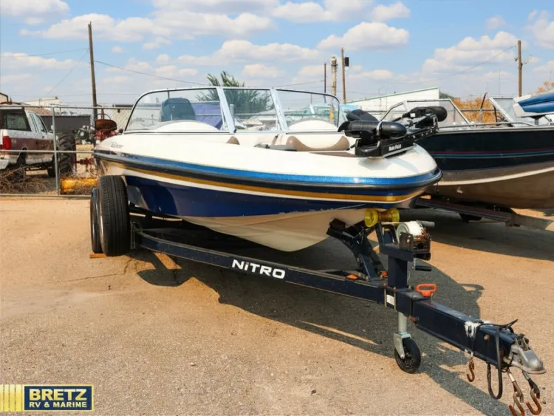 The Image of Tracker 288 SPORT 2004 - 0