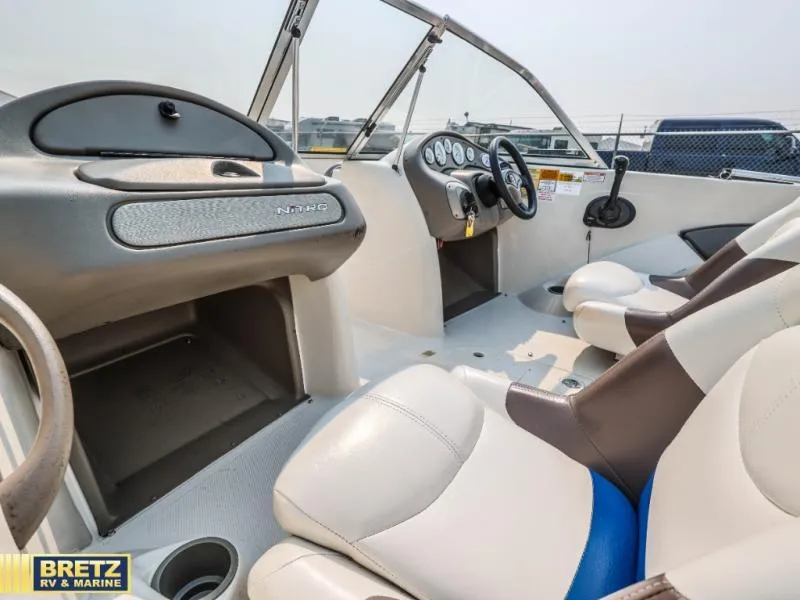 Slide: The Image of Tracker 288 SPORT 2004 - 12