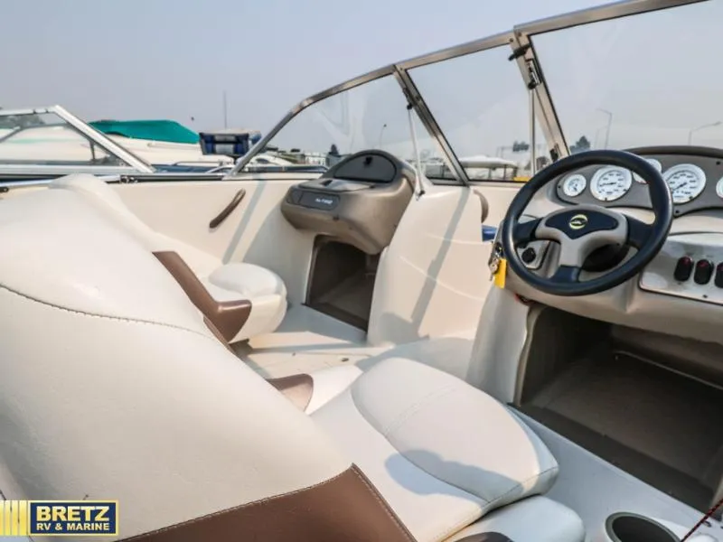 Slide: The Image of Tracker 288 SPORT 2004 - 8
