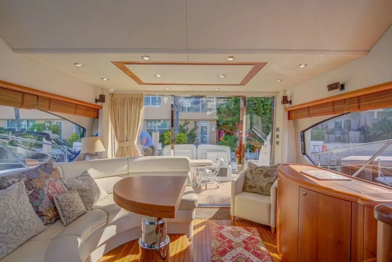Slide: The Image of Sunseeker Predator 2010 - 9