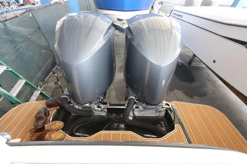 Slide: The Image of Scout 345 CC 2012 - 7