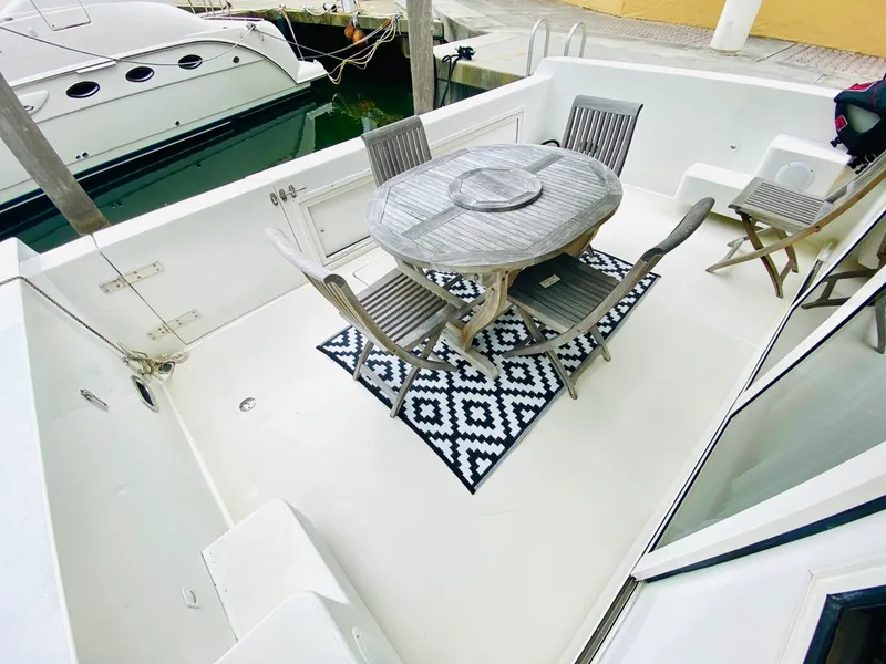 Slide: The Image of Navigator 5700 Rival 2003 - 15