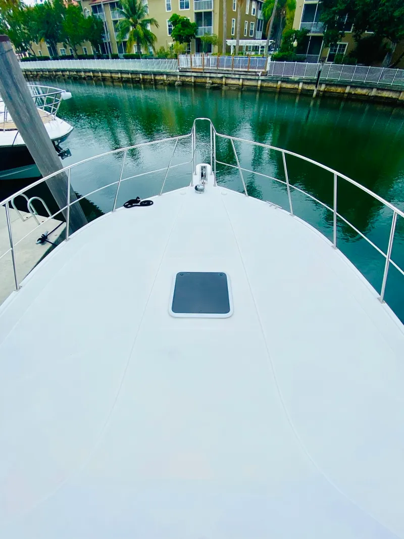 Slide: The Image of Navigator 5700 Rival 2003 - 5