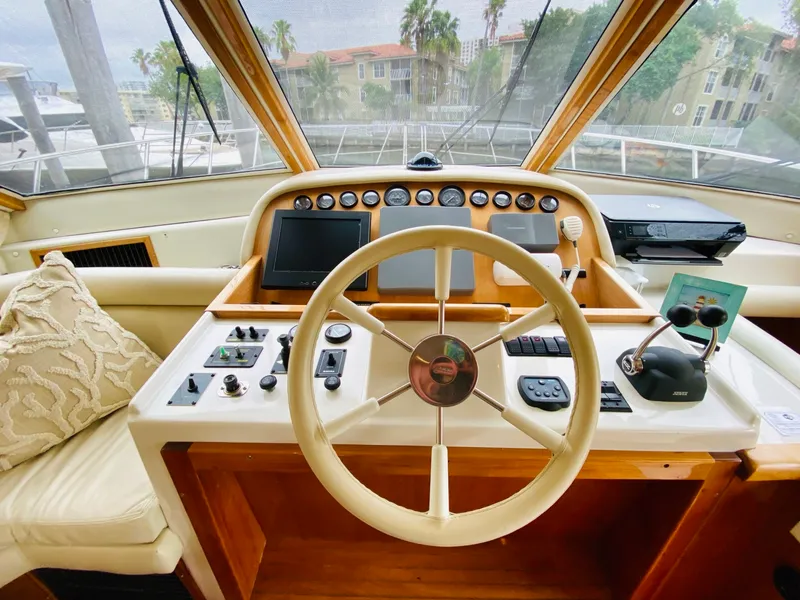 Slide: The Image of Navigator 5700 Rival 2003 - 64