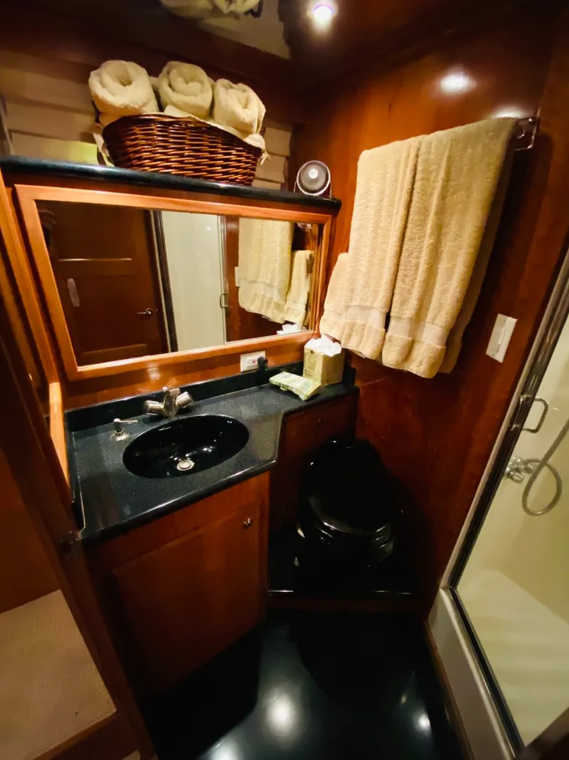 Slide: The Image of Navigator 5700 Rival 2003 - 71