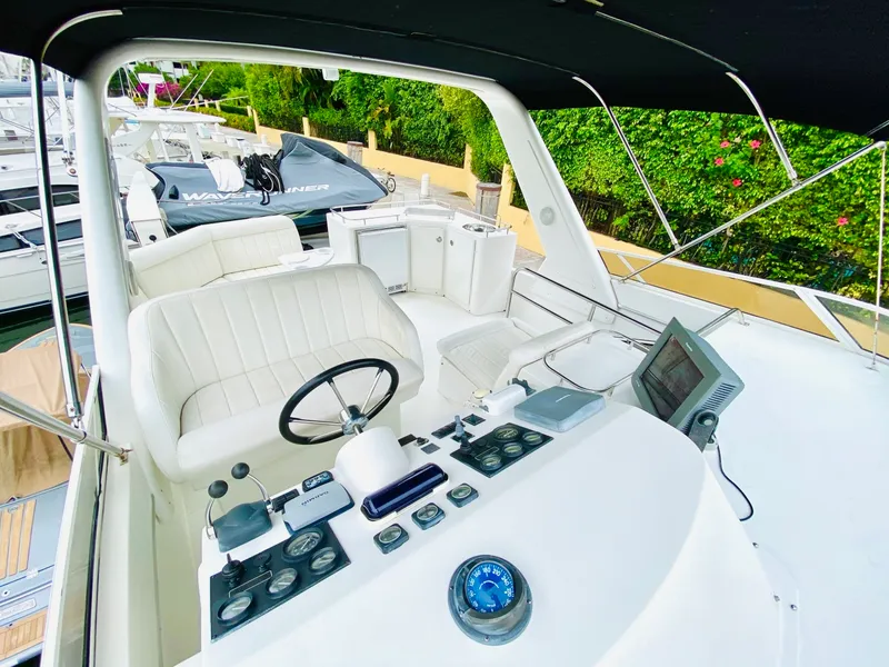 Slide: The Image of Navigator 5700 Rival 2003 - 89